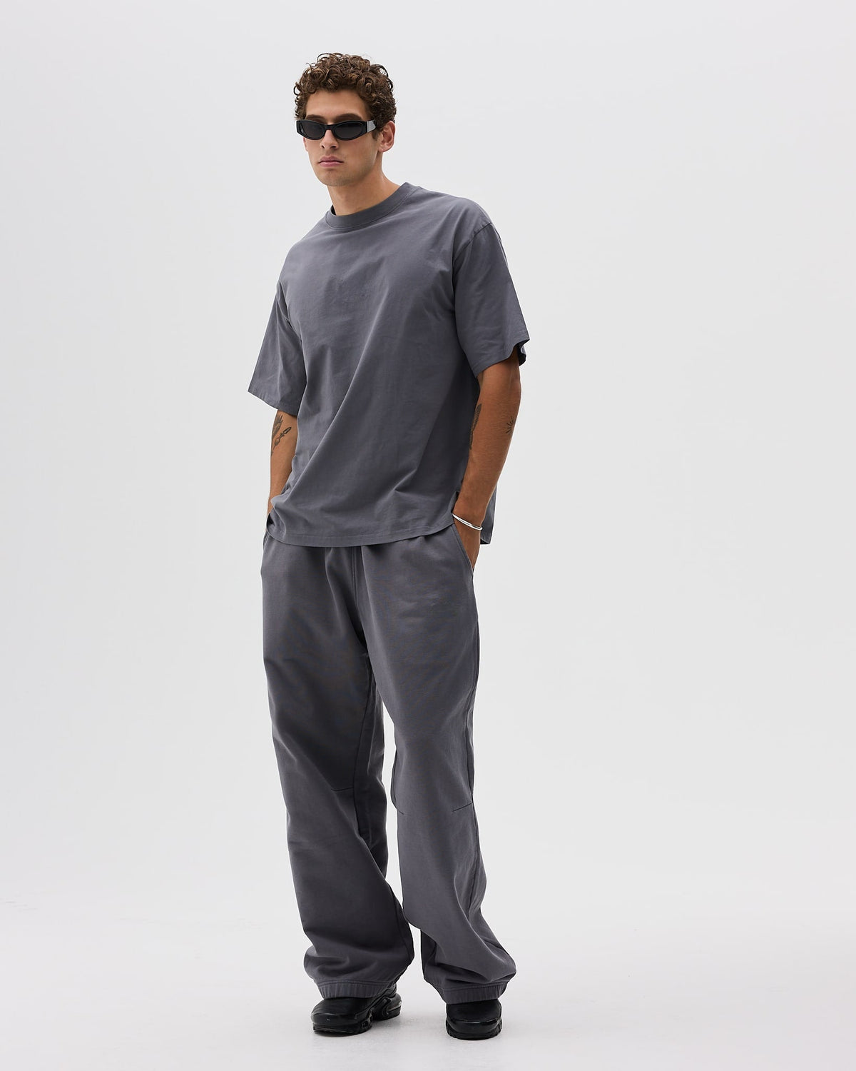 Straight Leg Sweatpants, Men - Logo 3.0 - Dark Grey