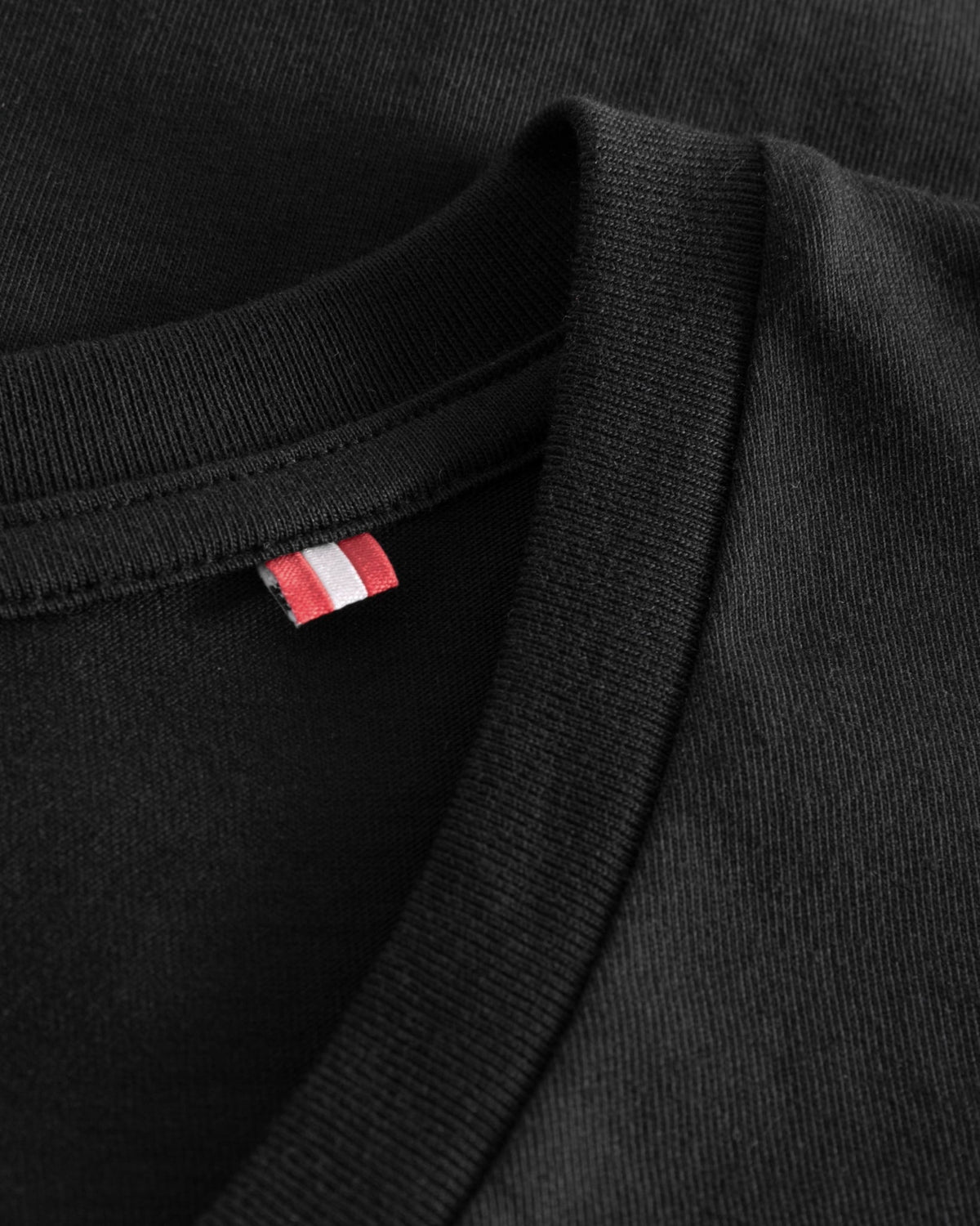 V-Neck, Men - Black